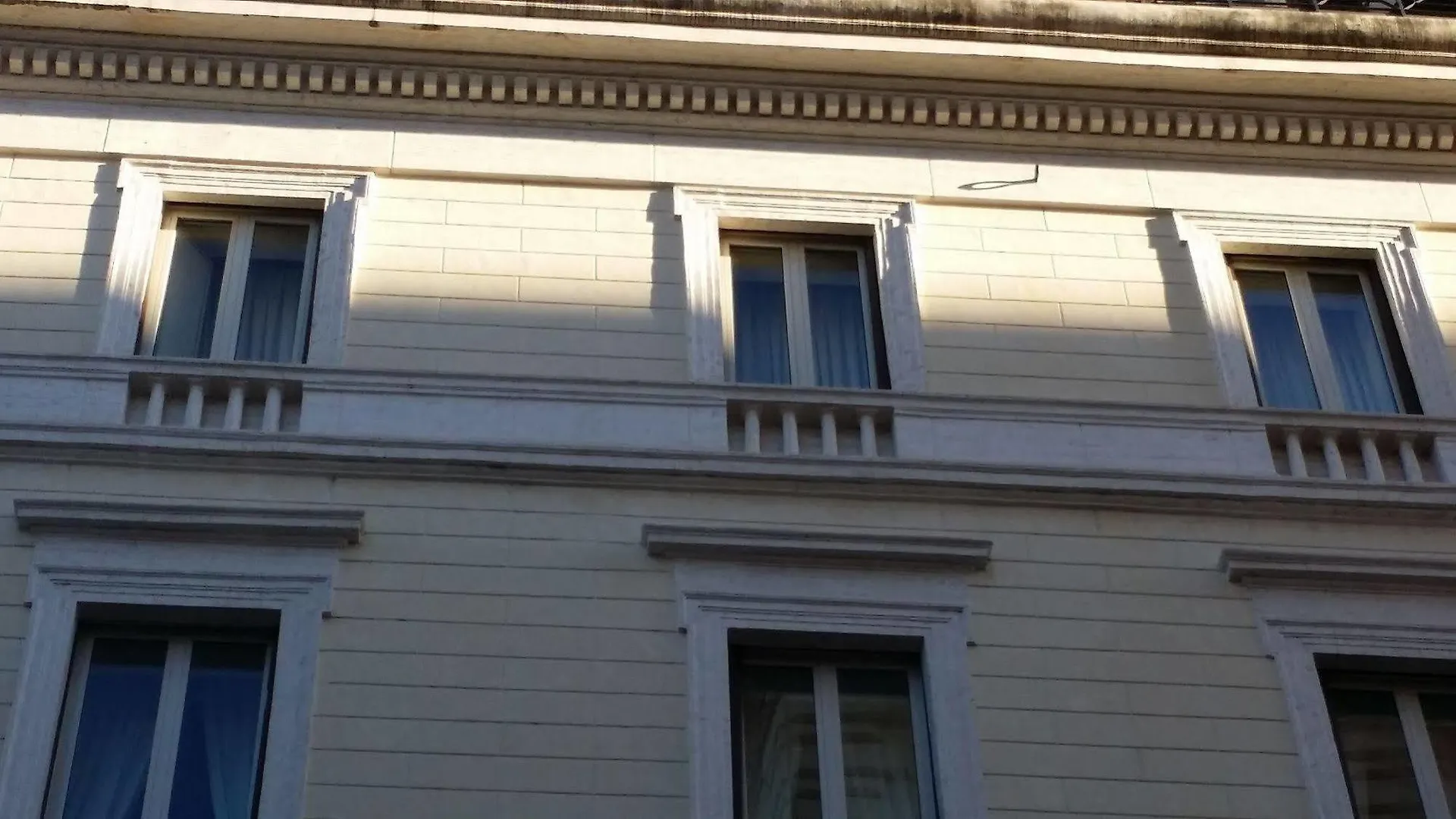 *** Guest house Trevispagna Charme Rome Italy