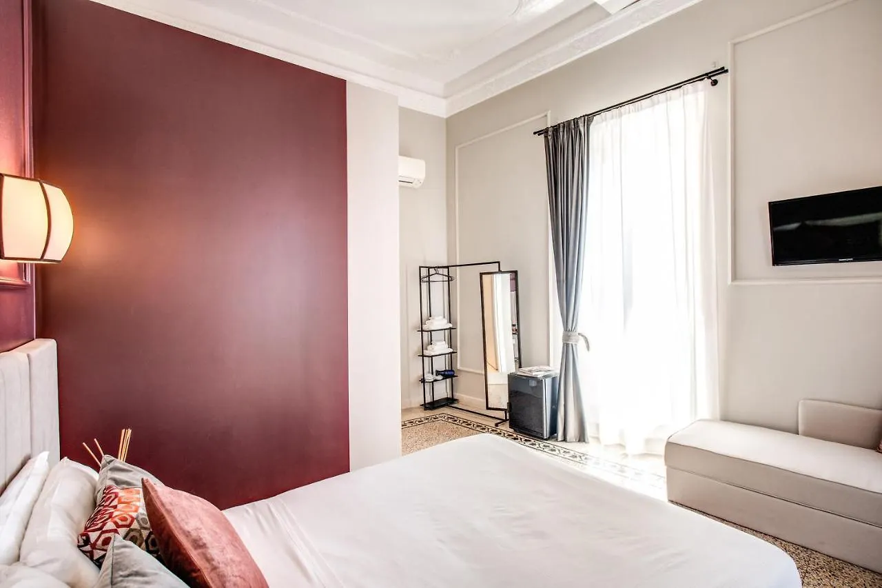 Trevispagna Charme Rome 3*,